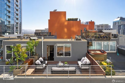 18 Lansing Street 402 San Francisco CA 94105