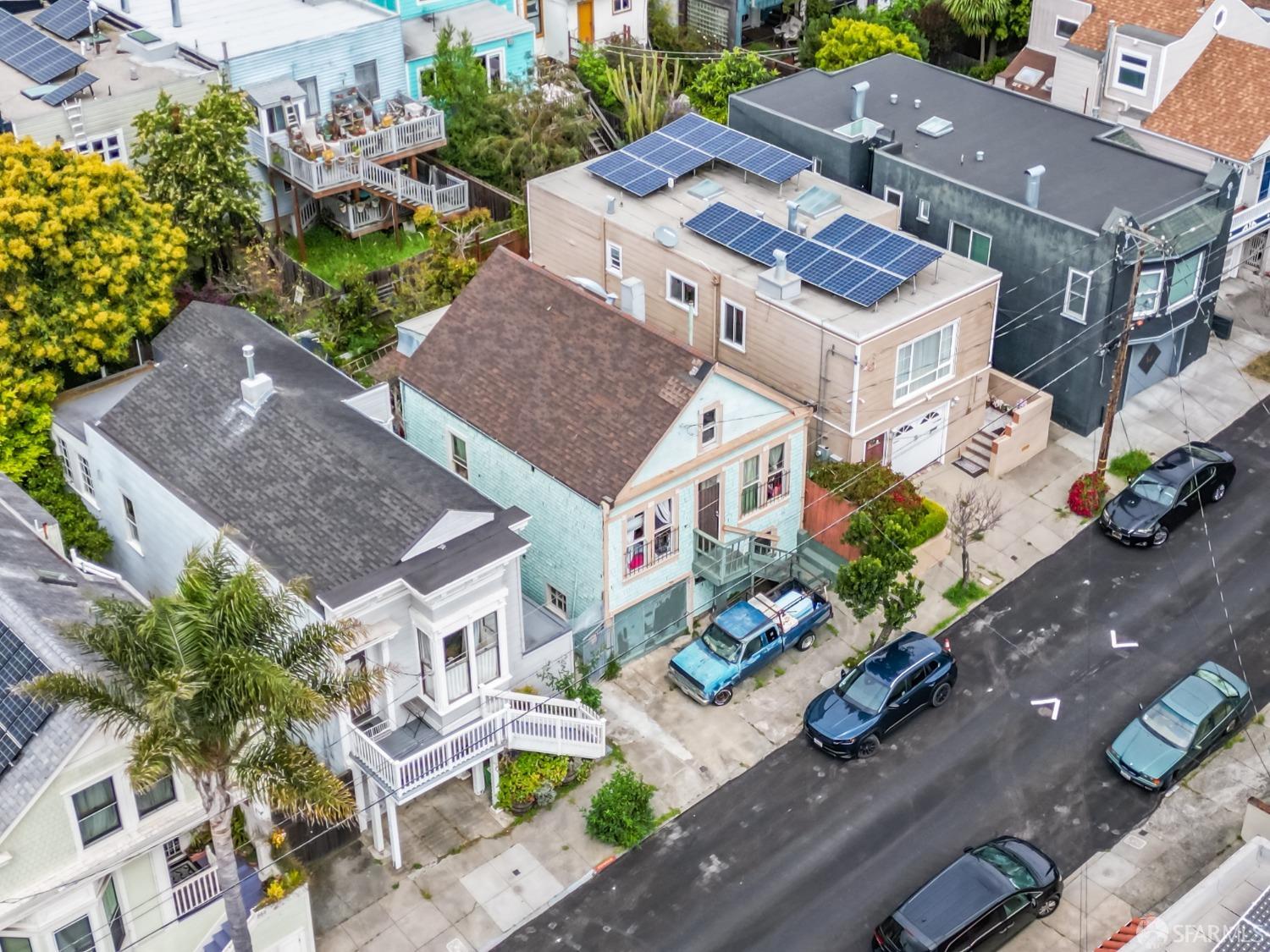 546 Ellsworth Street