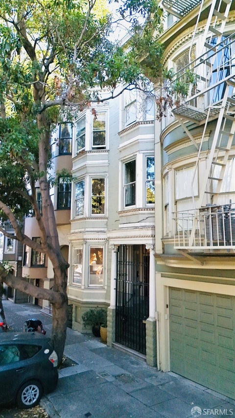 82 Sanchez Street, San Francisco, CA 94114