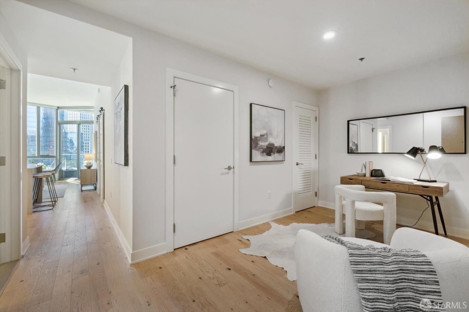 318 Main Street 8C