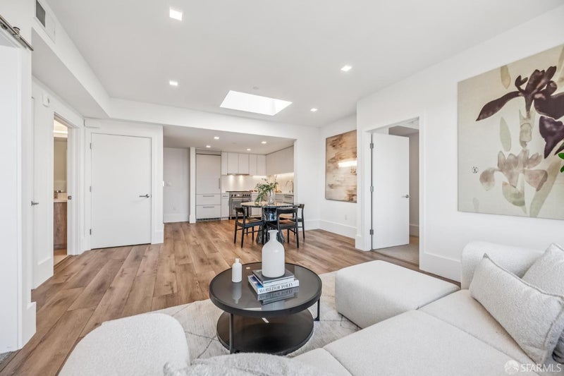 1288 Howard Street 605