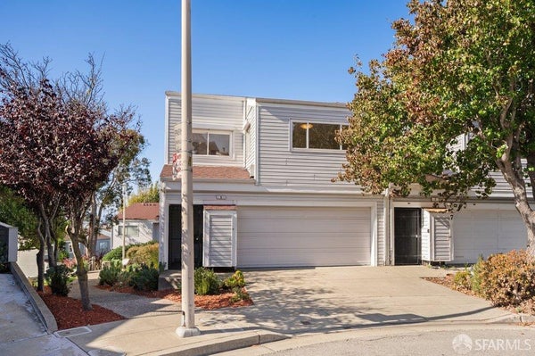 5 RICHARDS CIR, SAN FRANCISCO, CA 94124 - Image f22048662a9b398a3fe80793ab3c52bb/2826553834