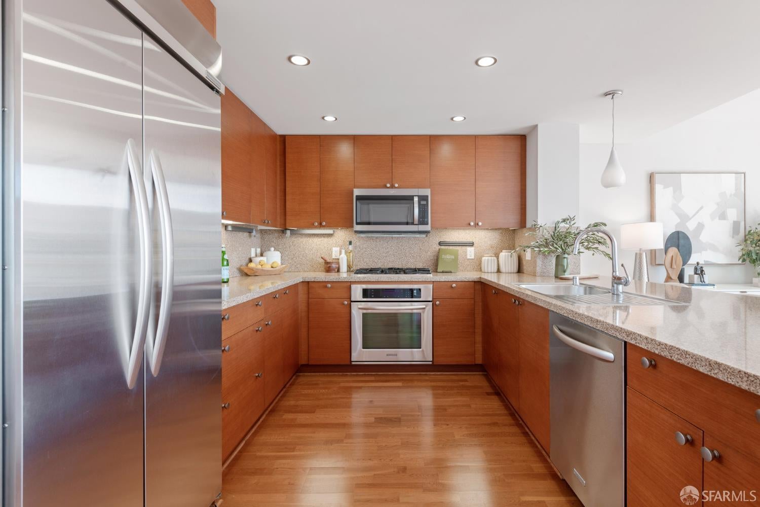 330 Mission Bay Boulevard 805