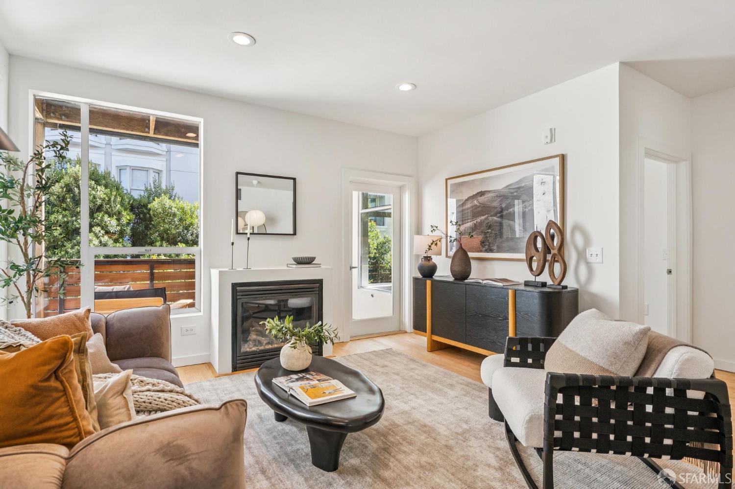 1521 Sutter Street 306