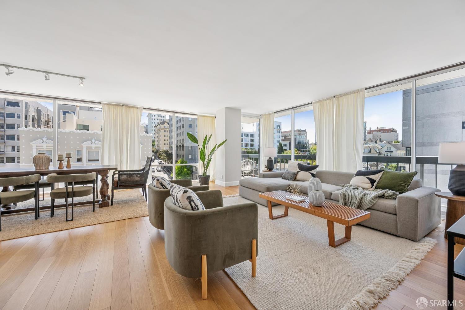 1998 Broadway Street 1201