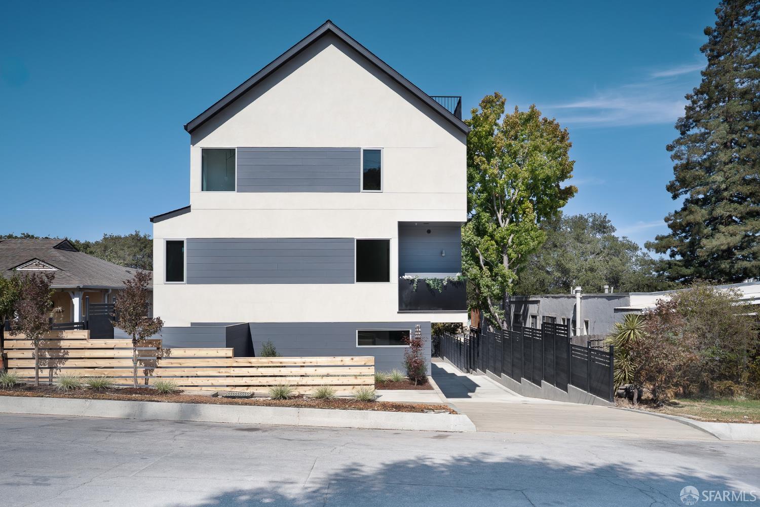 553 Prospect Street