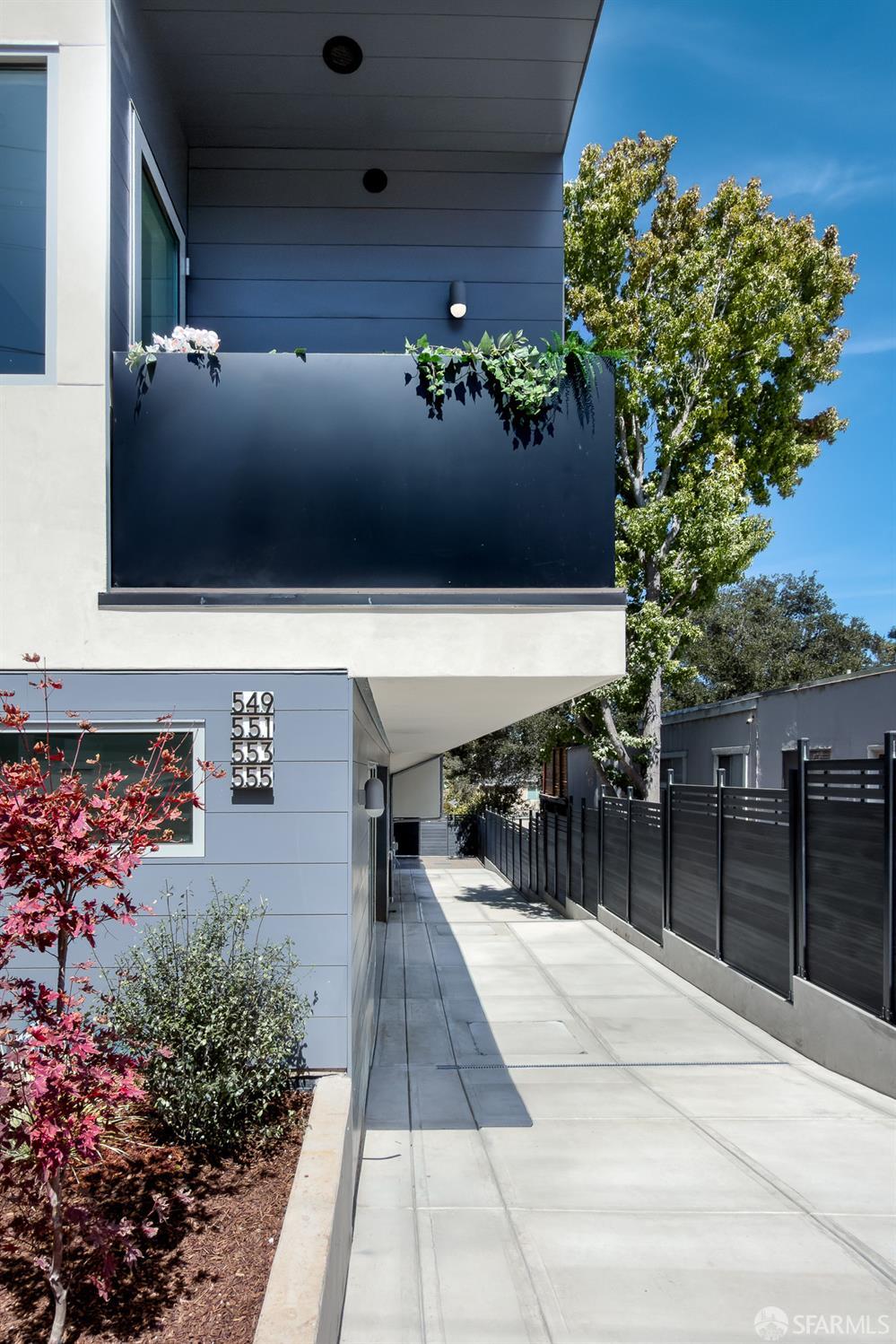 553 Prospect Street