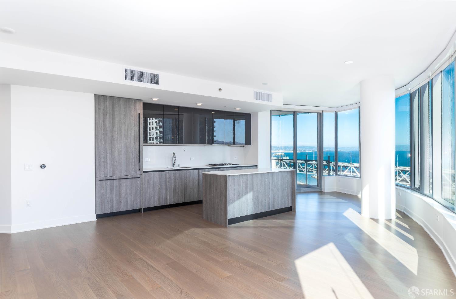 201 Folsom Street 22G