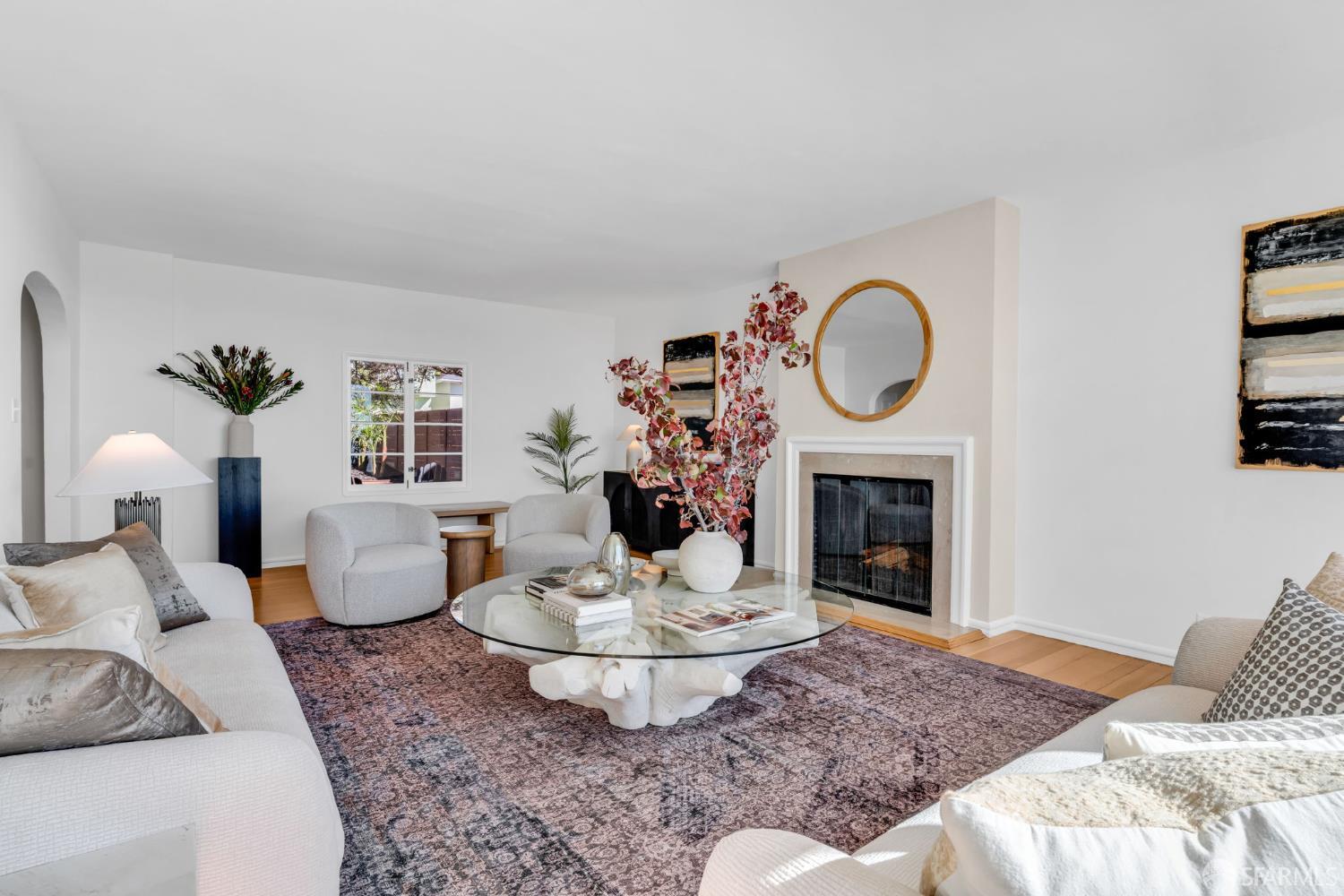 San Francisco, California 94127, United States, 5 Bedrooms Bedrooms, ,3 BathroomsBathrooms,Residential,Pending,236021