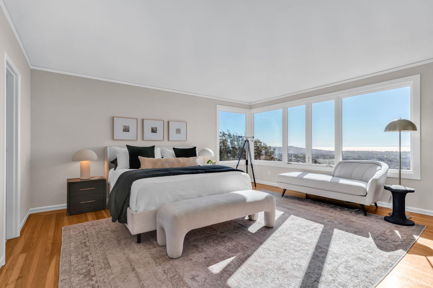 San Francisco, California 94127, United States, 5 Bedrooms Bedrooms, ,3 BathroomsBathrooms,Residential,Pending,236021