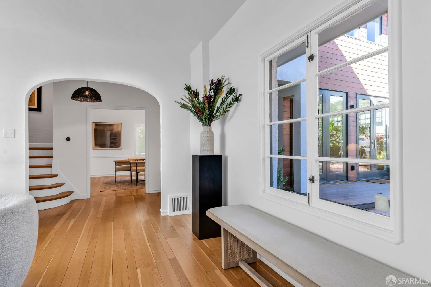 San Francisco, California 94127, United States, 5 Bedrooms Bedrooms, ,3 BathroomsBathrooms,Residential,Pending,236021