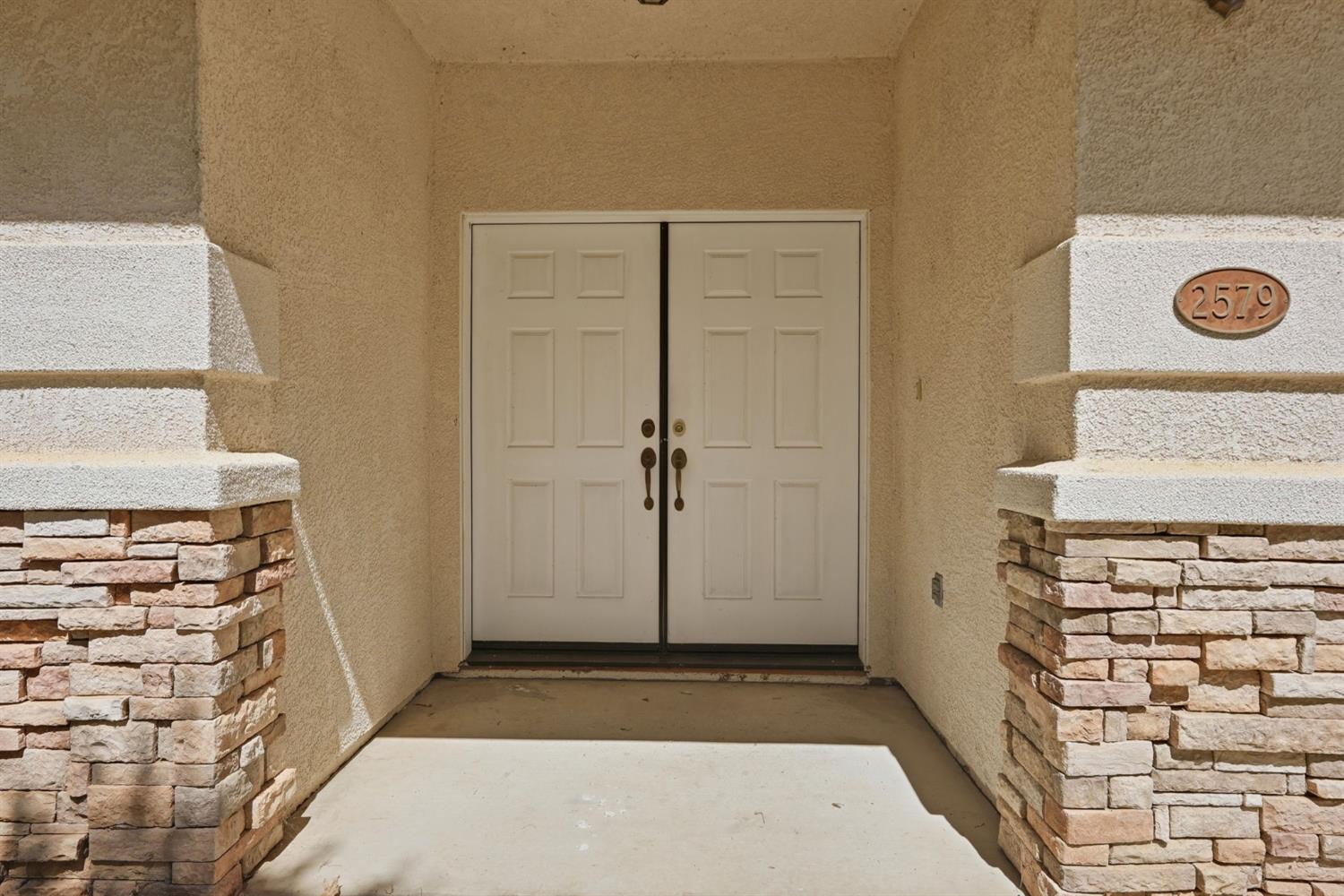 2579 Aurora Drive