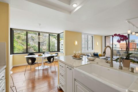 101 Lombard St Unit 601W, San Francisco, CA 94111 - #: 423745292