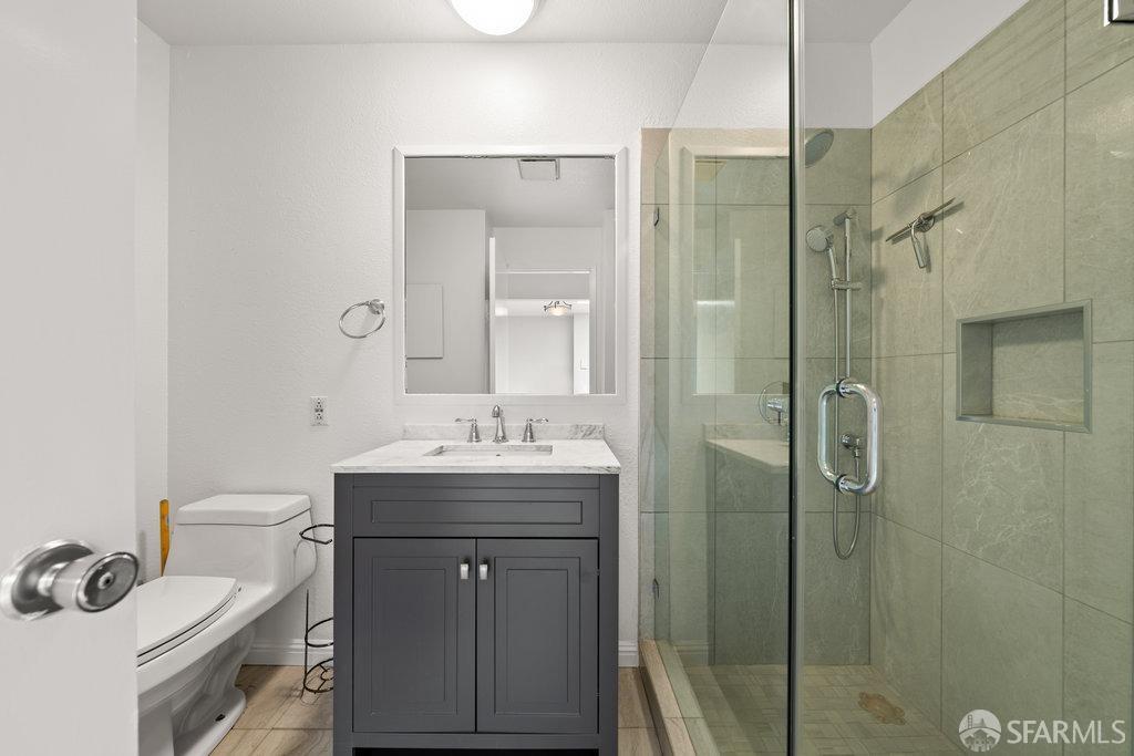 San Francisco, California 94115, United States, 2 Bedrooms Bedrooms, ,1 BathroomBathrooms,Residential,Pending,52505