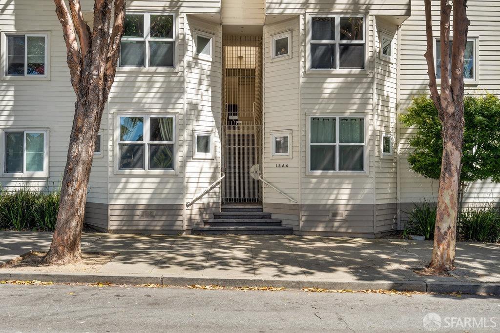 San Francisco, California 94115, United States, 2 Bedrooms Bedrooms, ,1 BathroomBathrooms,Residential,Pending,52505