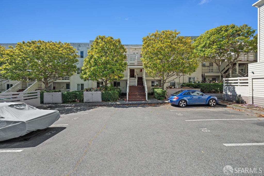 San Francisco, California 94115, United States, 2 Bedrooms Bedrooms, ,1 BathroomBathrooms,Residential,Pending,52505