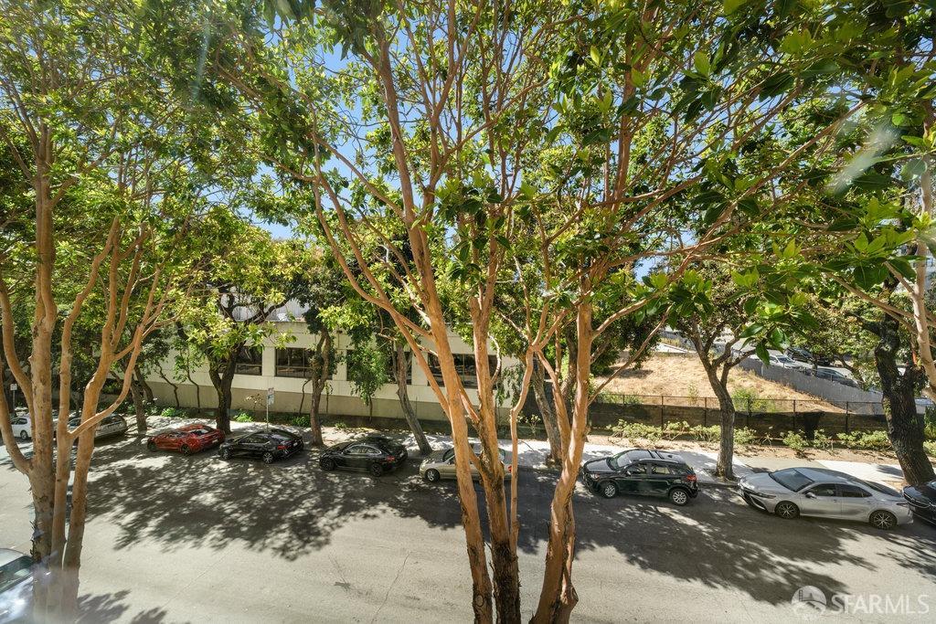 San Francisco, California 94115, United States, 2 Bedrooms Bedrooms, ,1 BathroomBathrooms,Residential,Pending,52505