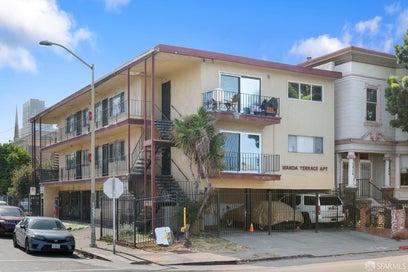 1830 Castro Street Oakland CA 94612
