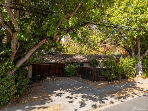 A home in Menlo Park