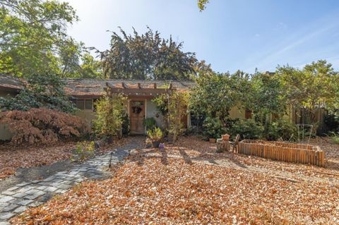 A home in Menlo Park