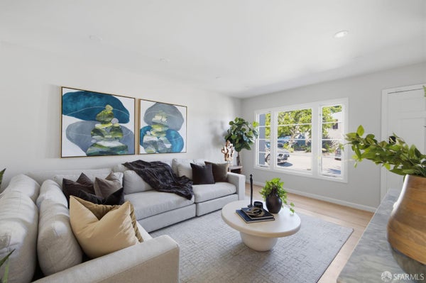 39 MELROSE AVE, SAN FRANCISCO, CA 94131 - Image f5f0978a7165c1bd781c20e630ec7403/2191414000