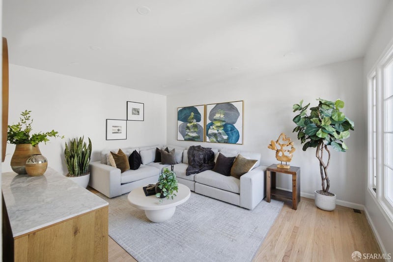 39 Melrose Avenue