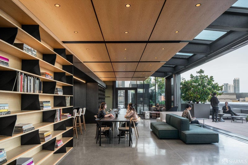 960 Market Street 619