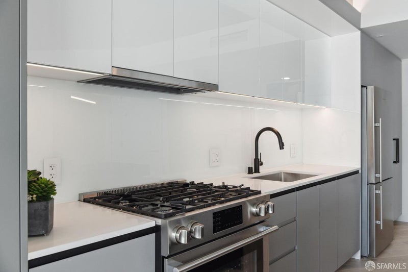 960 Market Street 520