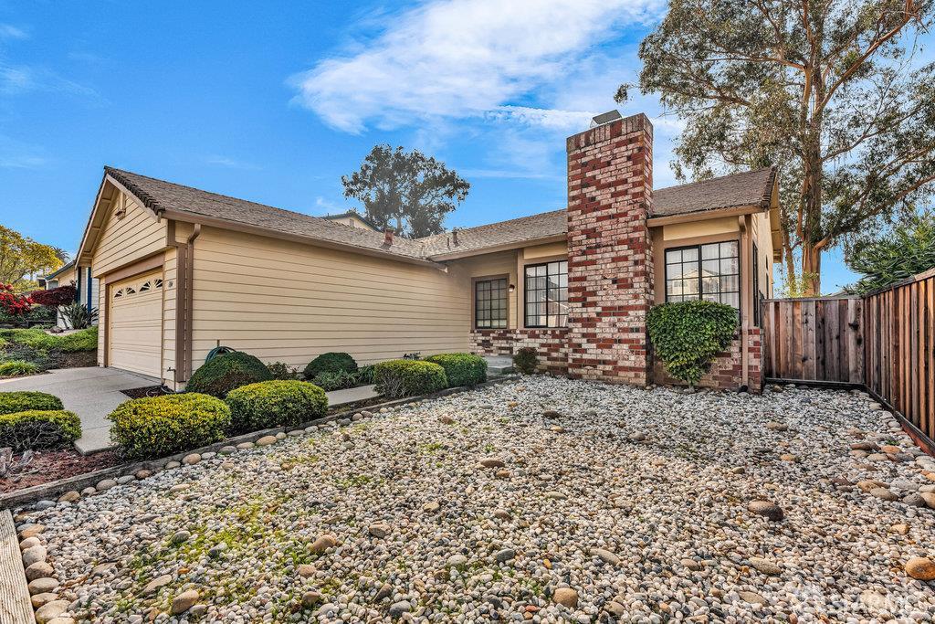 Hercules, California 94547, United States, 3 Bedrooms Bedrooms, ,2 BathroomsBathrooms,Residential,Active,251168