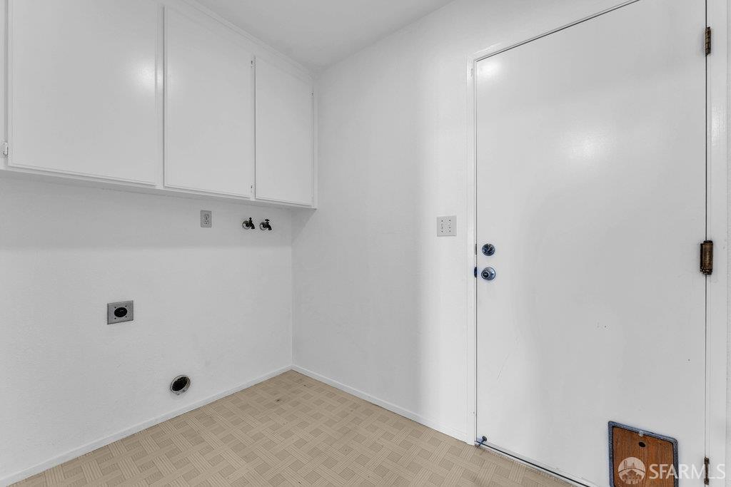 Hercules, California 94547, United States, 3 Bedrooms Bedrooms, ,2 BathroomsBathrooms,Residential,Active,251168