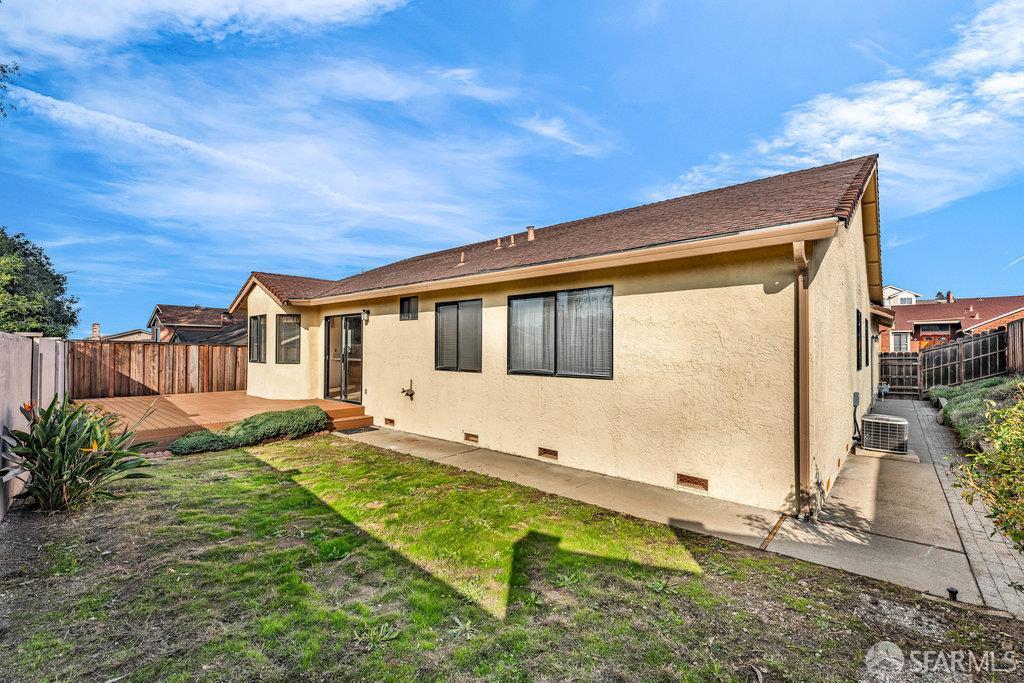 Hercules, California 94547, United States, 3 Bedrooms Bedrooms, ,2 BathroomsBathrooms,Residential,Active,251168