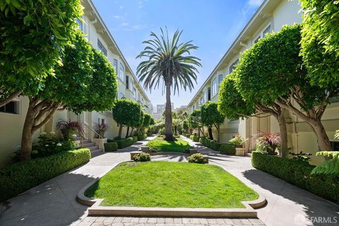 Photo of 1135 Francisco Street #6, San Francisco, CA 94109 (MLS # 425075005)