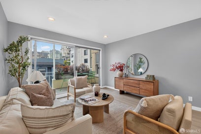 1260 Clay Street 302 San Francisco CA 94108