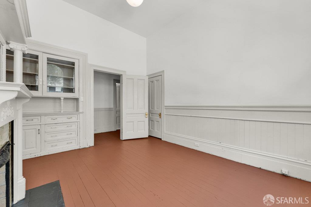 San Francisco, California 94115, United States, 4 Bedrooms Bedrooms, ,3 BathroomsBathrooms,Residential,Pending,217785