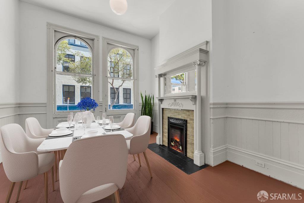 San Francisco, California 94115, United States, 4 Bedrooms Bedrooms, ,3 BathroomsBathrooms,Residential,Pending,217785