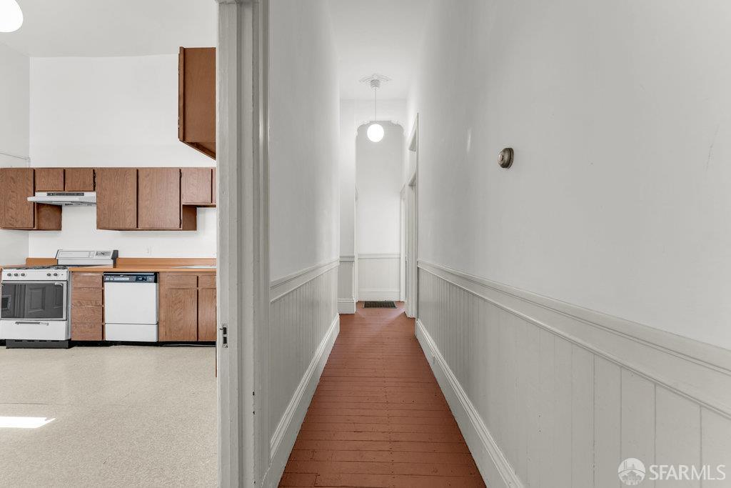 San Francisco, California 94115, United States, 4 Bedrooms Bedrooms, ,3 BathroomsBathrooms,Residential,Pending,217785