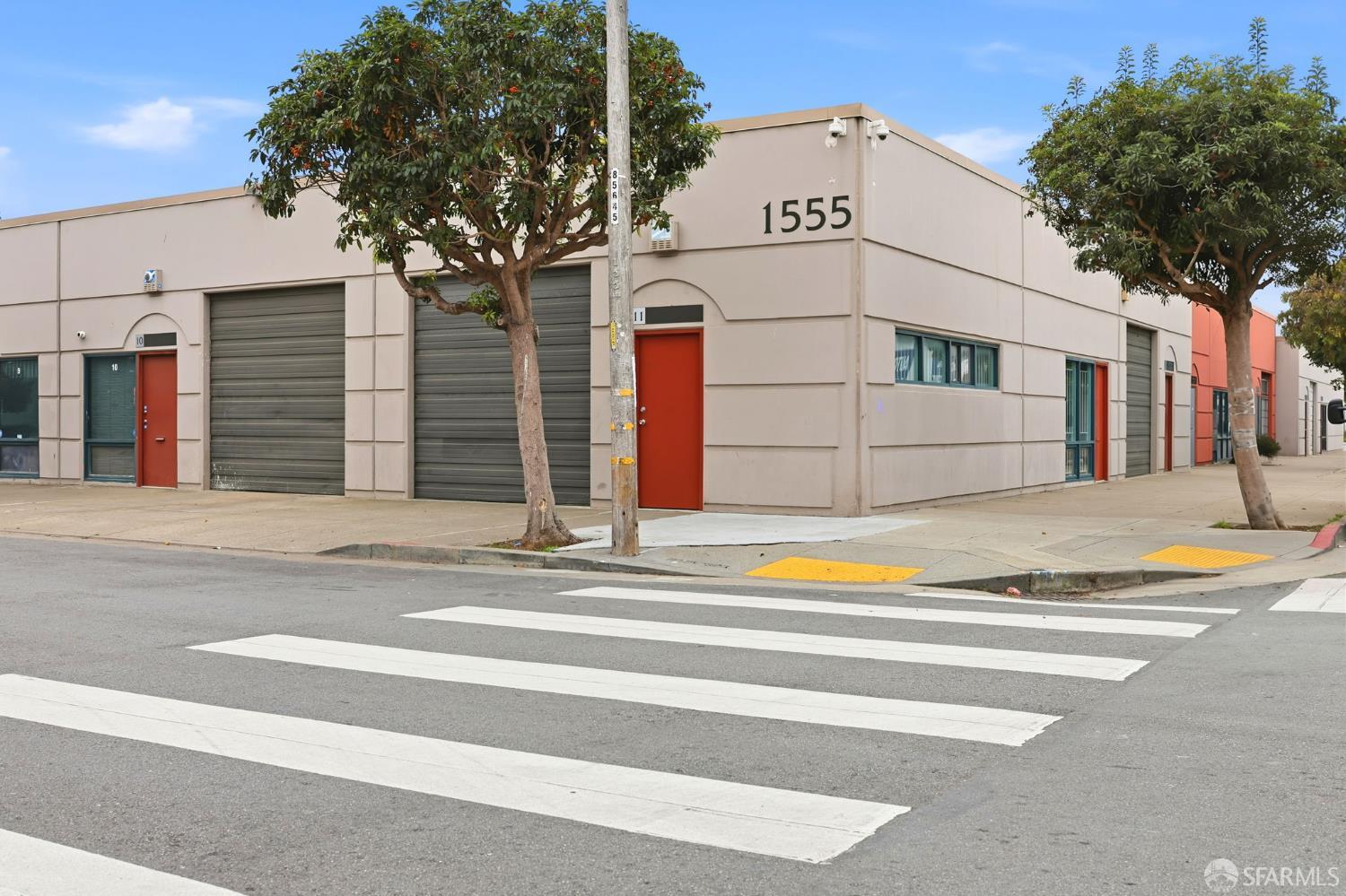 MLS: 425091014