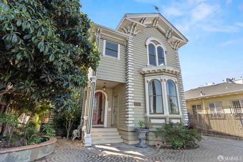 1227 International Boulevard, Oakland, CA 94606 - #: 425017577