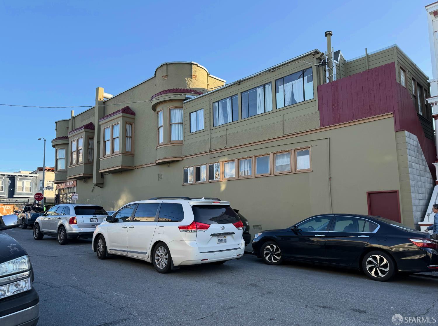 4440 Mission Street