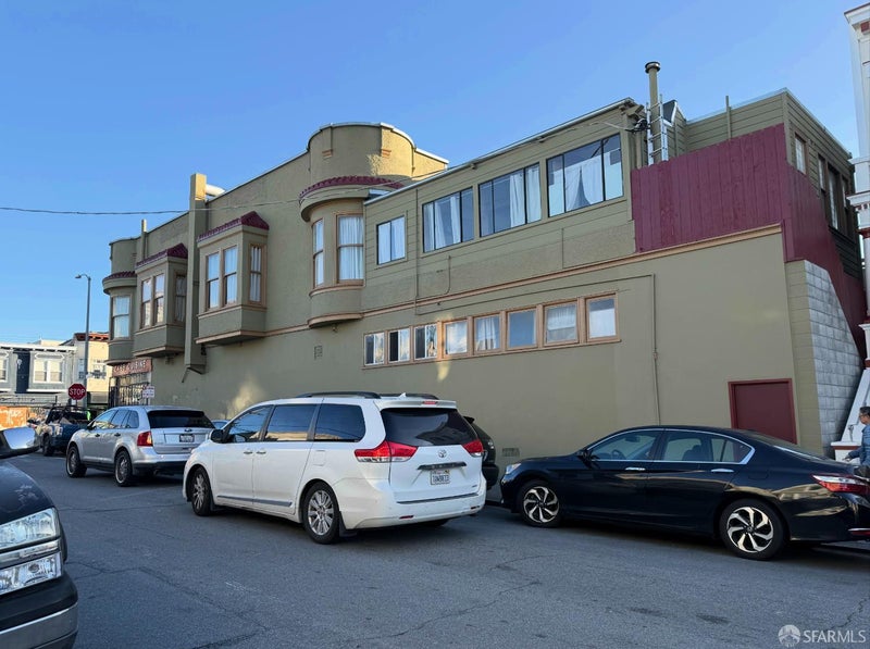 4440 Mission Street