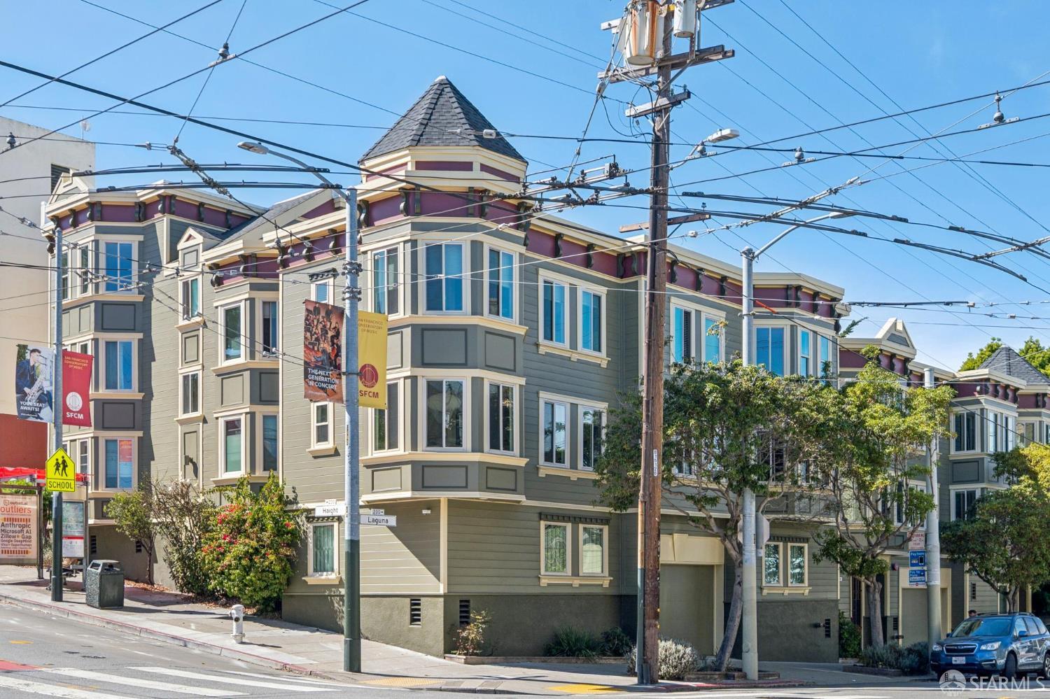201 Laguna Street 11