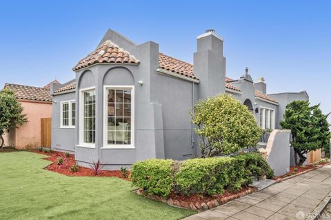 240 Darien Way, San Francisco, CA 94127 - #: 424057384