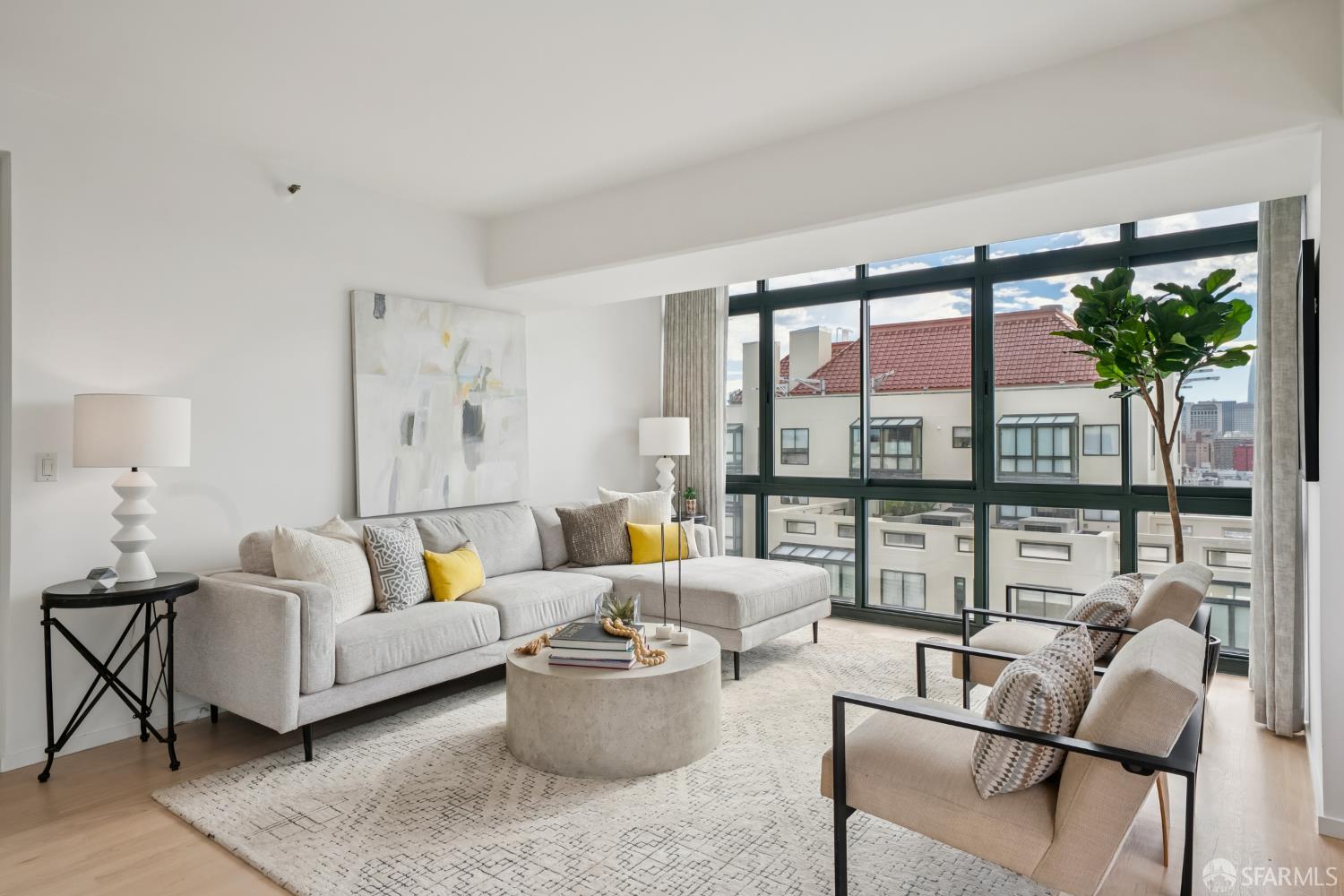 1 Daniel Burnham Court 912