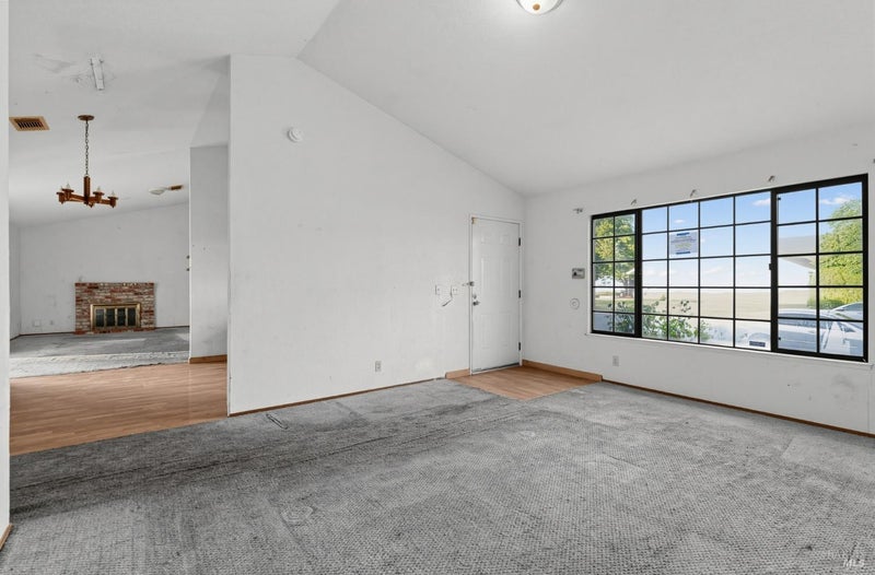 532 Bella Vista Drive