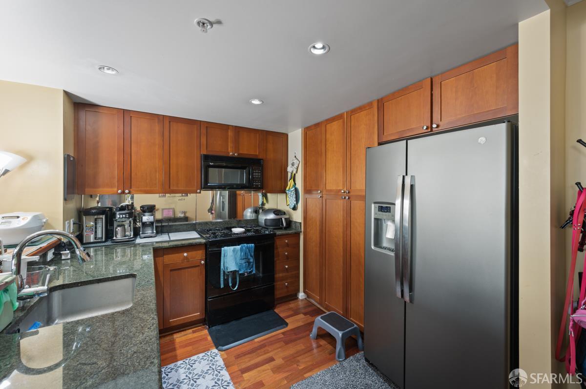 400 Beale Street 407