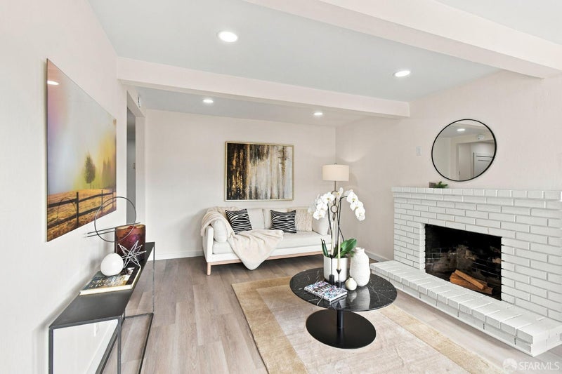 1439 Karen Road