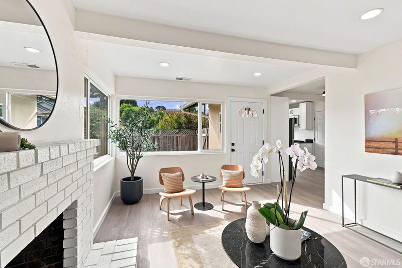 1439 Karen Road