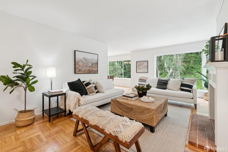 109 Dalewood Way