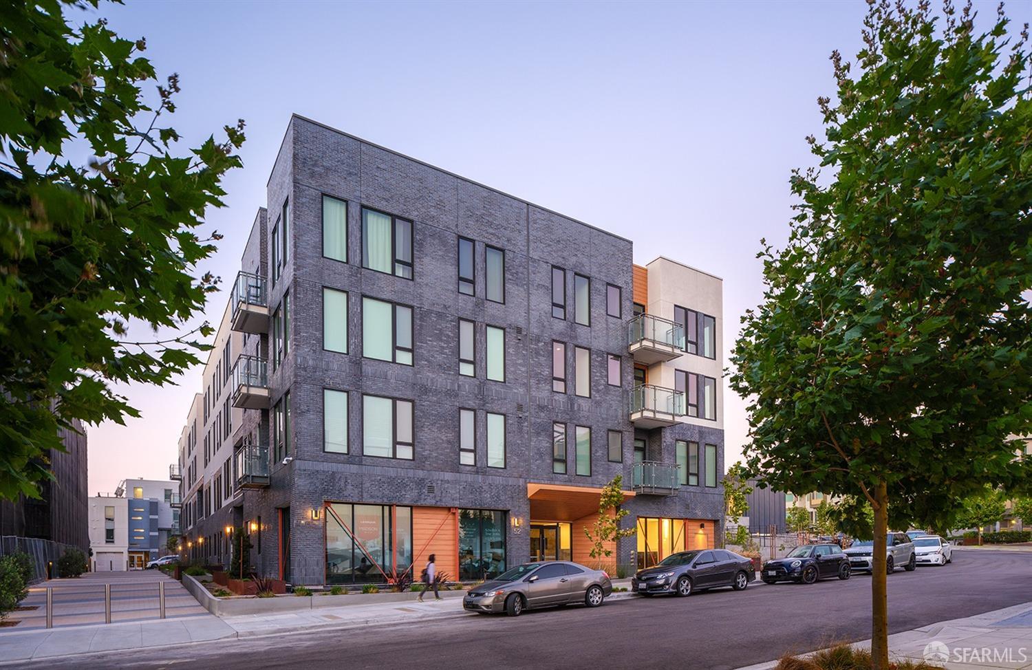 52 Kirkwood Avenue