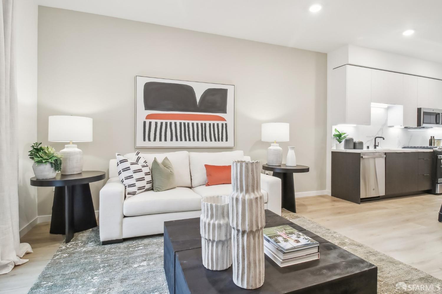 52 Kirkwood Avenue 322, San Francisco CA 94124